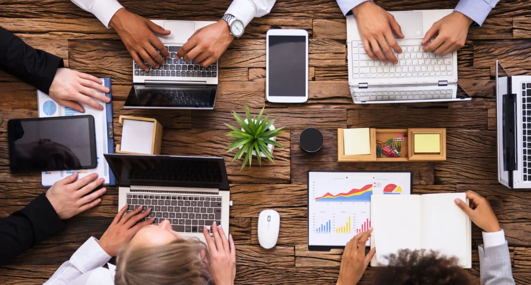 Bloghold com: Empowering Content Creators with Control and Simplicity